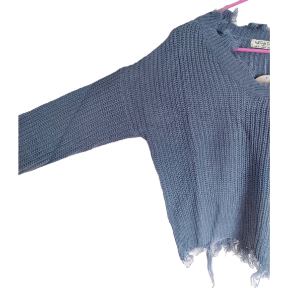 NWT Steel Blue Distressed Sweater - Picture 5 of 9